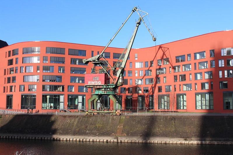 City Apartment Duisburg 1#Netflix &Wlan &Kingsize Bett &Kaffee Maschine & Central & 500M Innenhafen & 2 Min U Bahn Esterno foto